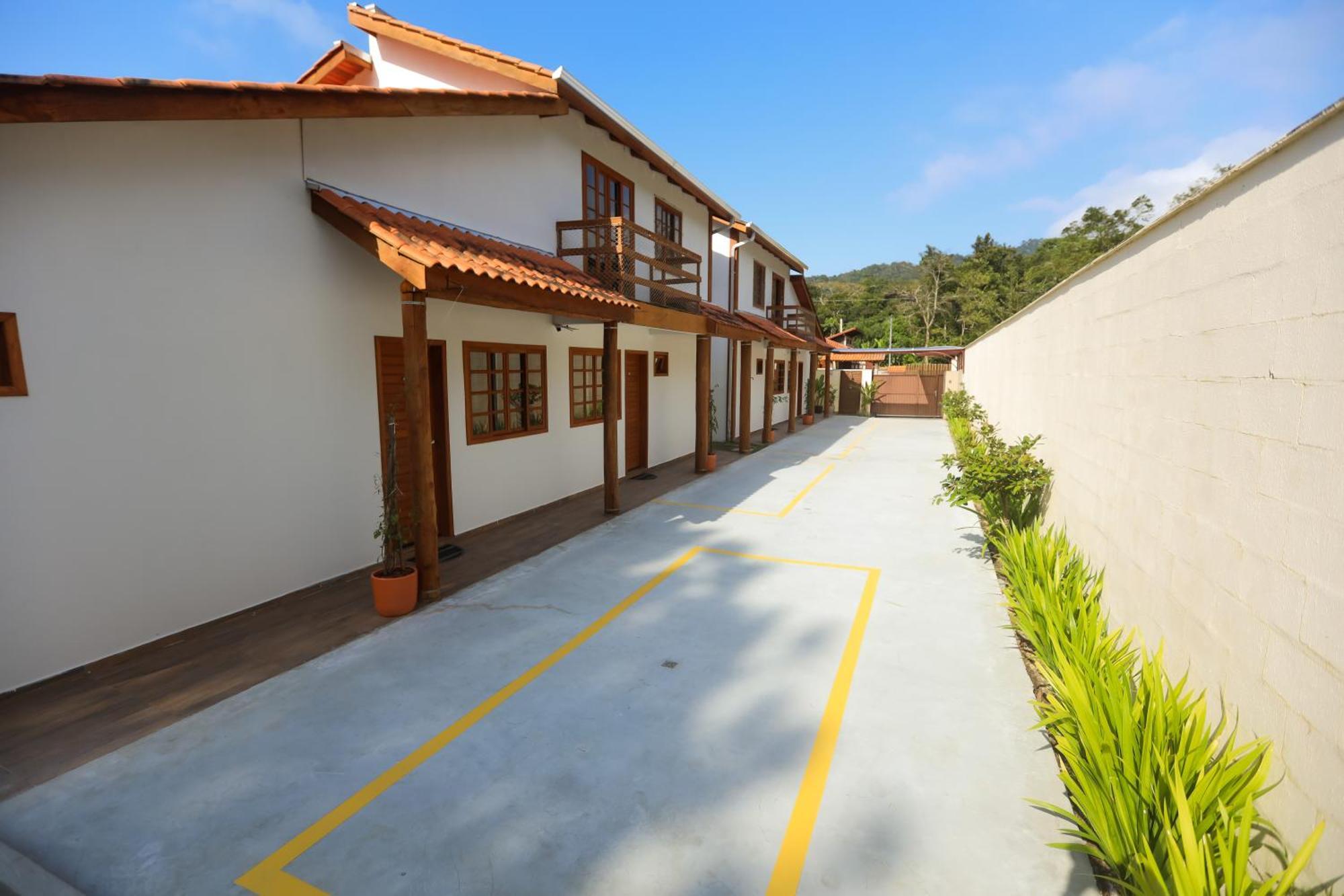 Casa de férias Estaleiro-bc, 2 Vagas, Ar, Churras E Pet Friendly Balneario Camboriu