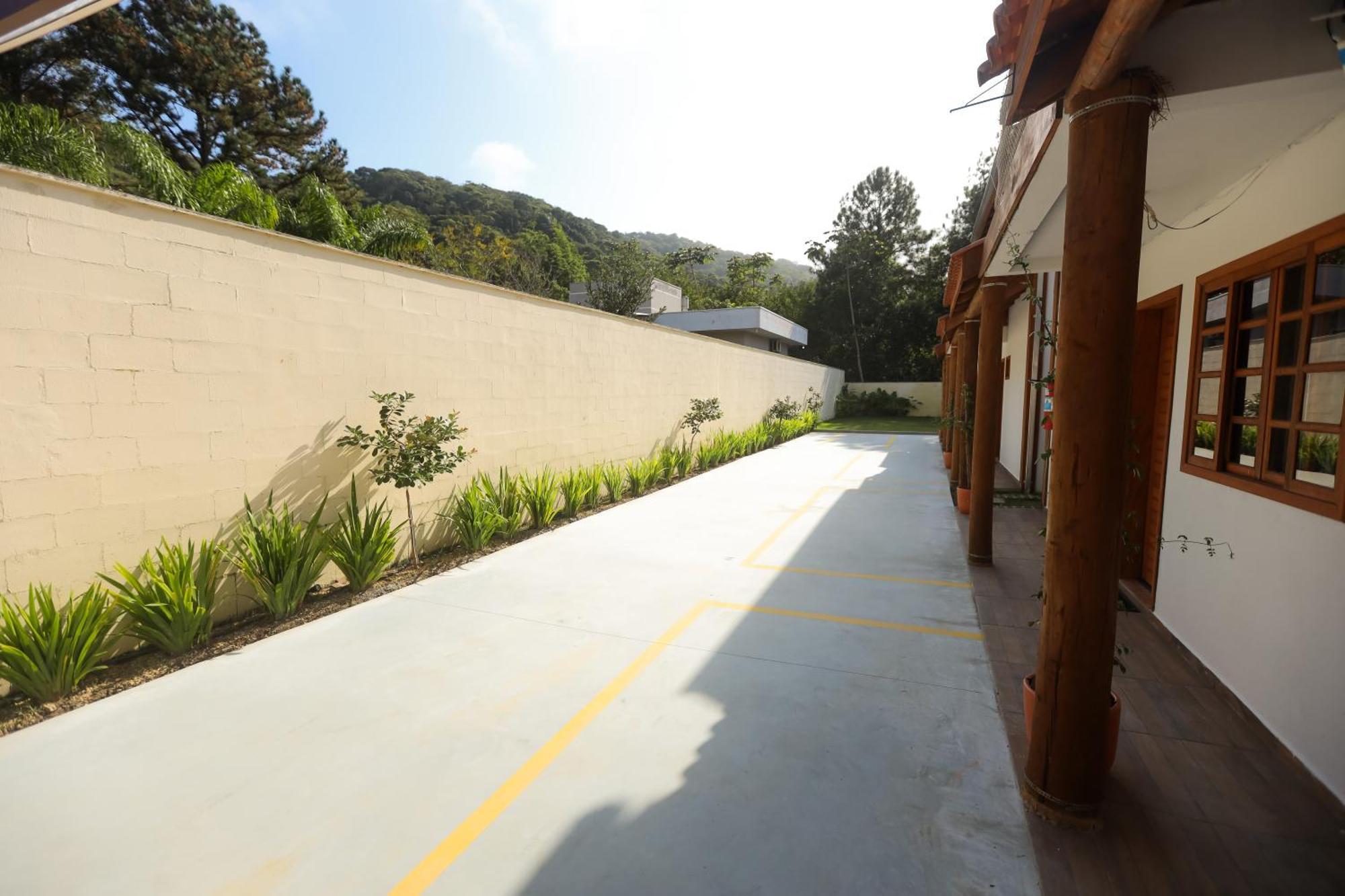 Casa de férias Estaleiro-bc, 2 Vagas, Ar, Churras E Pet Friendly *
